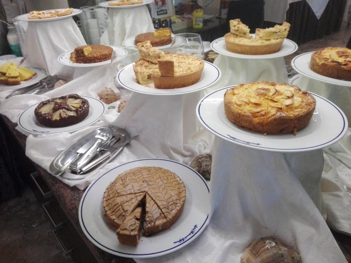 California Pastry Hotel Cervia Exterior photo